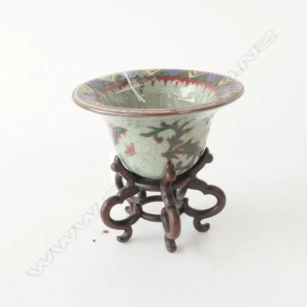 CHINESE CRACKLE GLAZED BOWL ON WOODEN STAND D 120 MM Image 1++