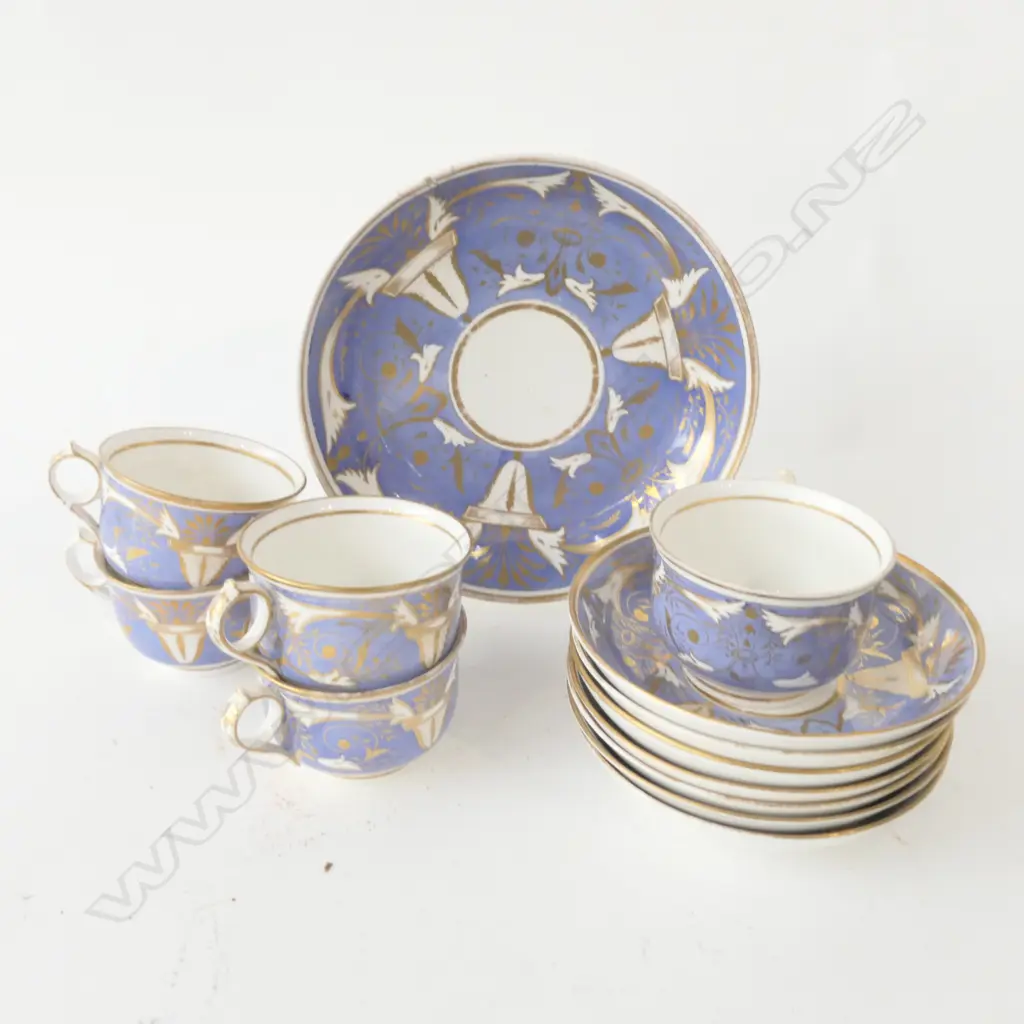 COLLECTION OF BLUE AND GOLD GEORGIAN CHINA, 5 CUPS, 1 BOWL, 7 SAUCERS  Image 1++