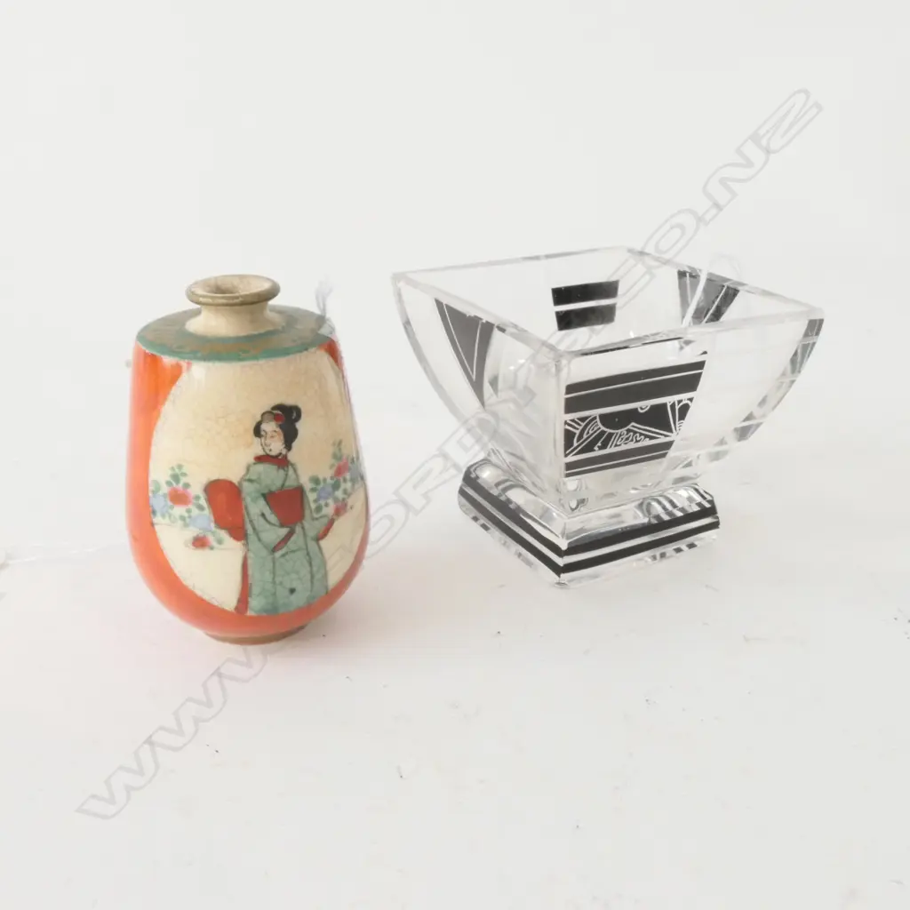 ART DECO GLASS SALT WITH SATSUMA VASE A/F H 60 MM Image 1++