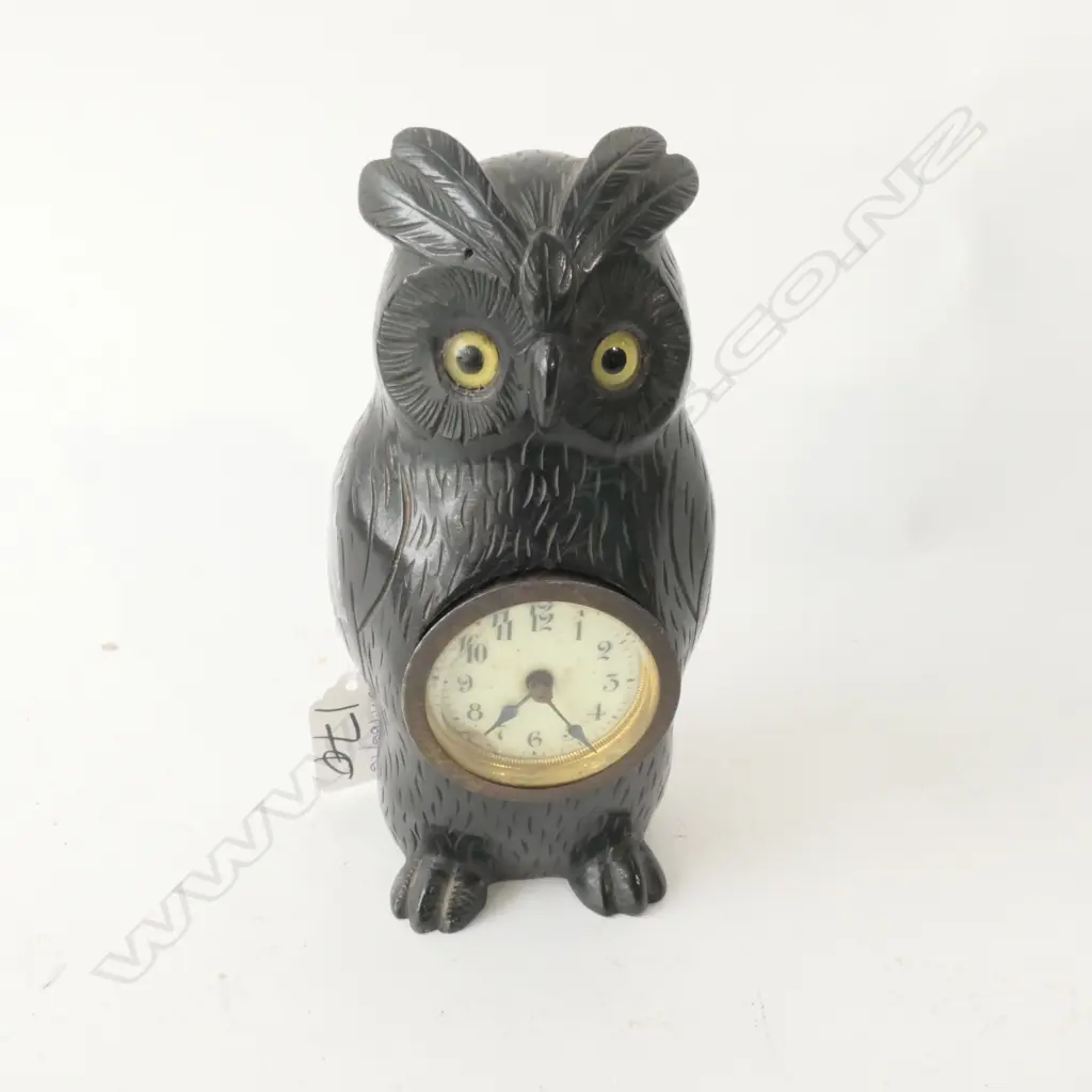 ANTIQUE CARVED WOODEN OWL CLOCK - GLASS EYES Image 1++