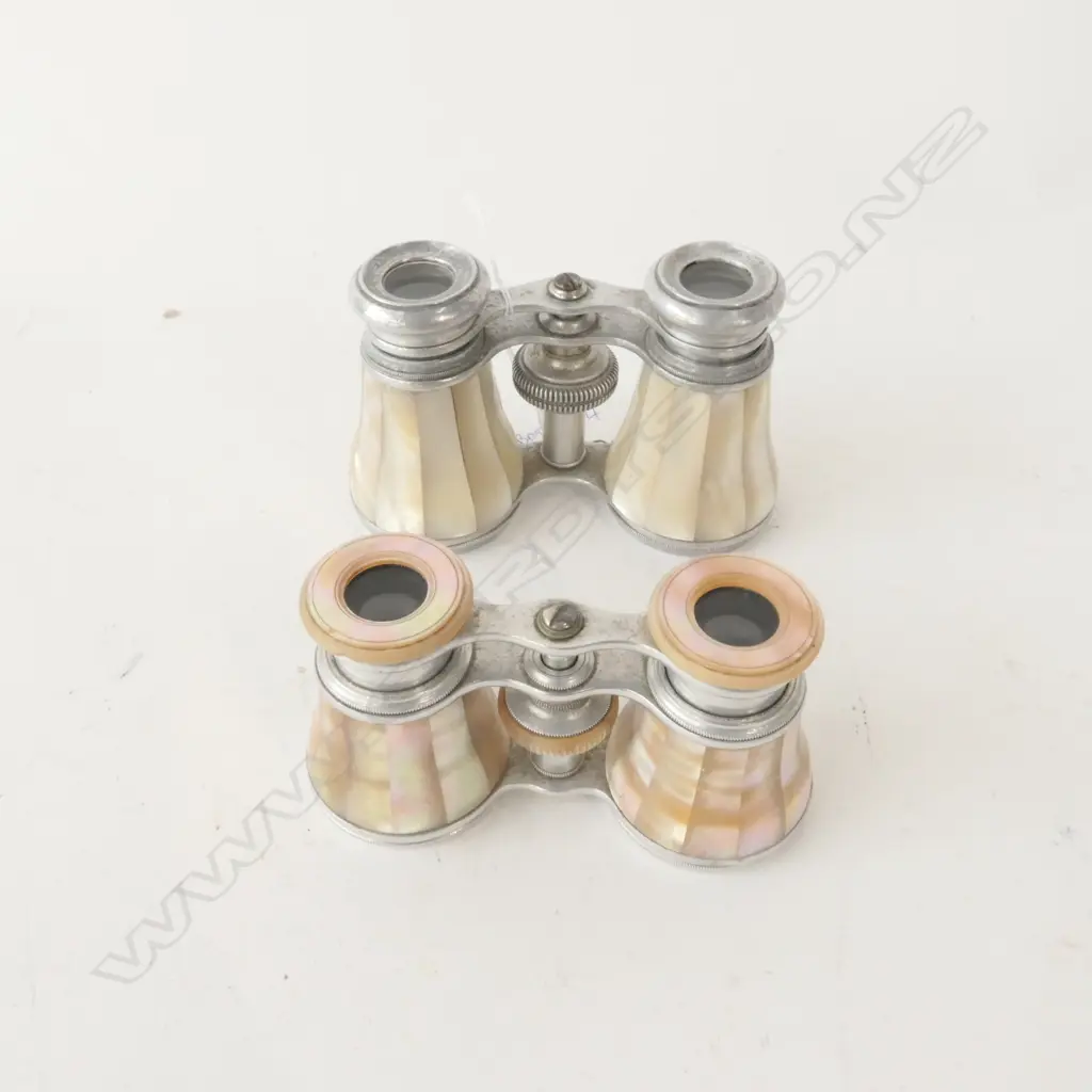 2 PAIRS ANTIQUE MOP OPERA GLASSES Image 1++