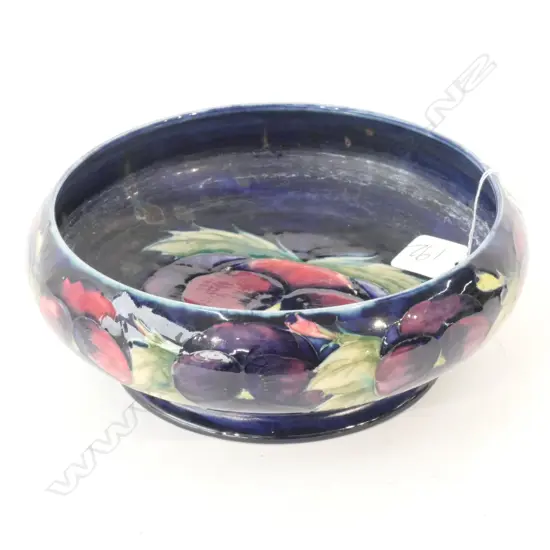 EARLY WILLIAM MOORCROFT PANSY BOWL - interior dull