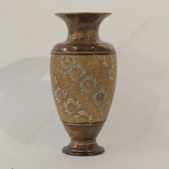 DOULTON SLATERS VASE