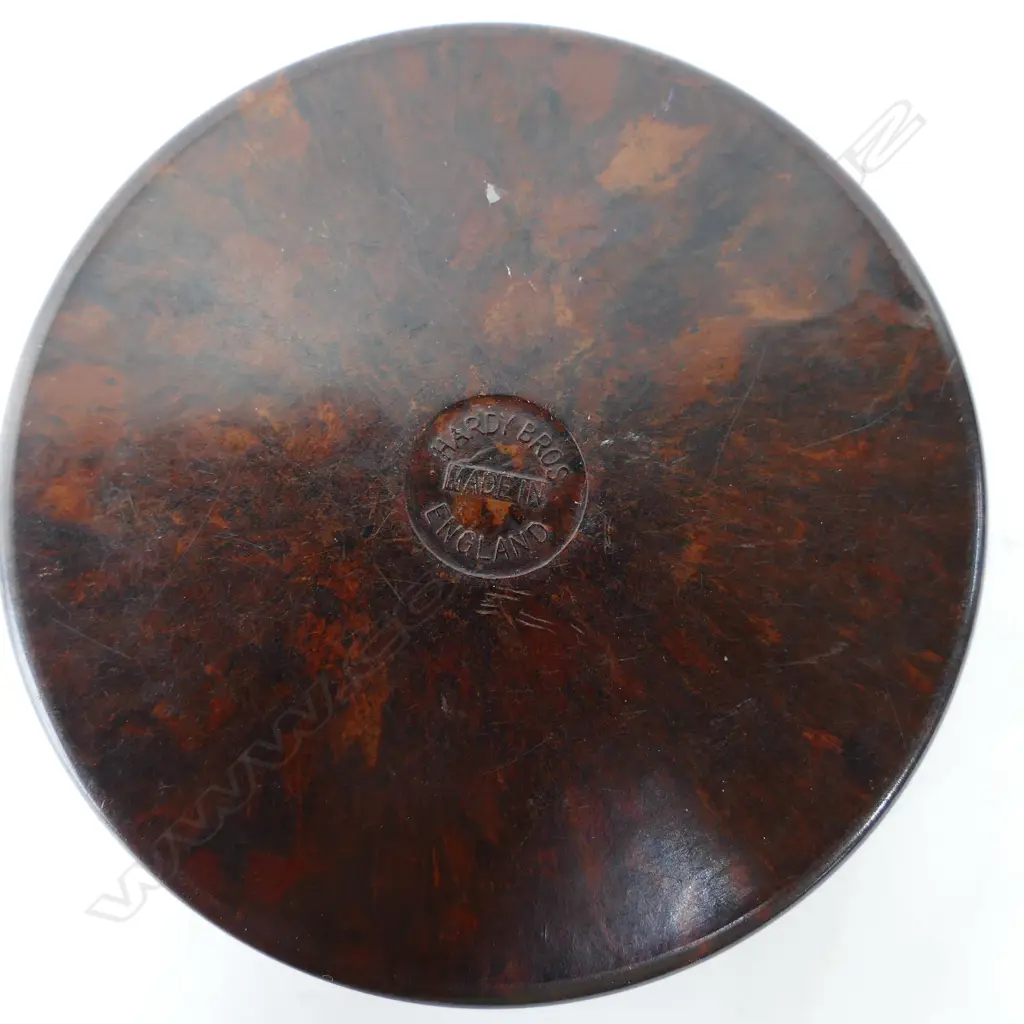 HARDYS BAKELITE CAST HOLDER 100 DIA Image 1++