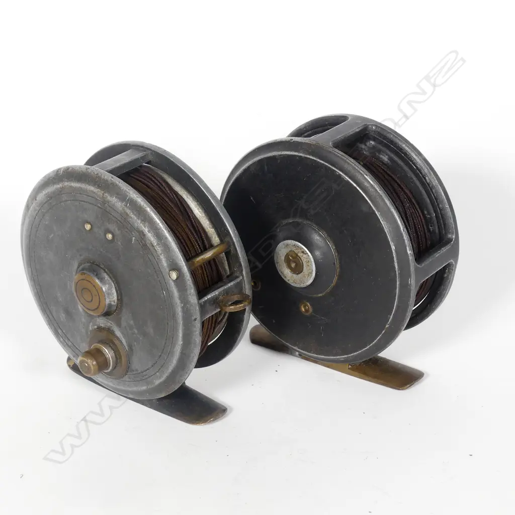 TWO EARLY 20THC SMALL 2¾" ALUMINIUM FLY REELS... Image 1++