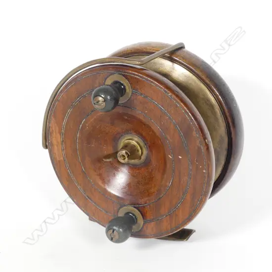 EARLY 20THC MAHOGANY & BRASS 4½" STAR BACK SEA FISHING REEL...
