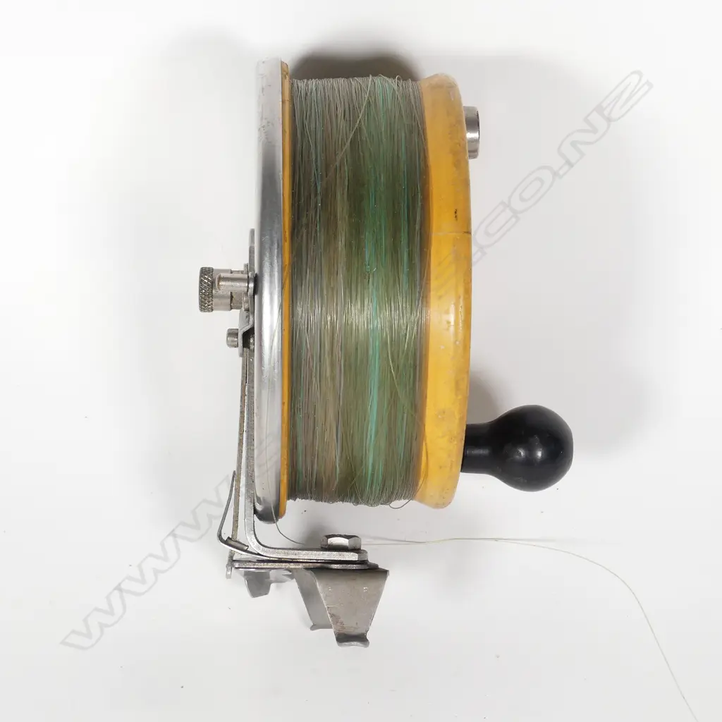 C.1950 LGE 6" ALVEY SEA FISHING REEL... Image 1++