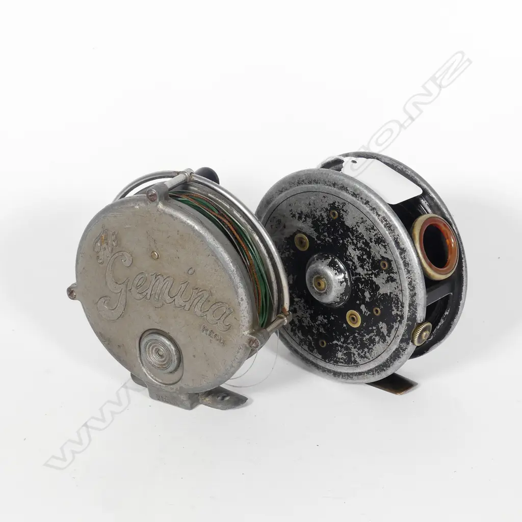 TWO EARLY/MID 20THC ALUMINIUM FLY FISHING REELS... Image 1++
