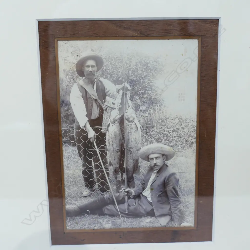 THREE ORIGINAL PHOTOGRAPHS Image 1++