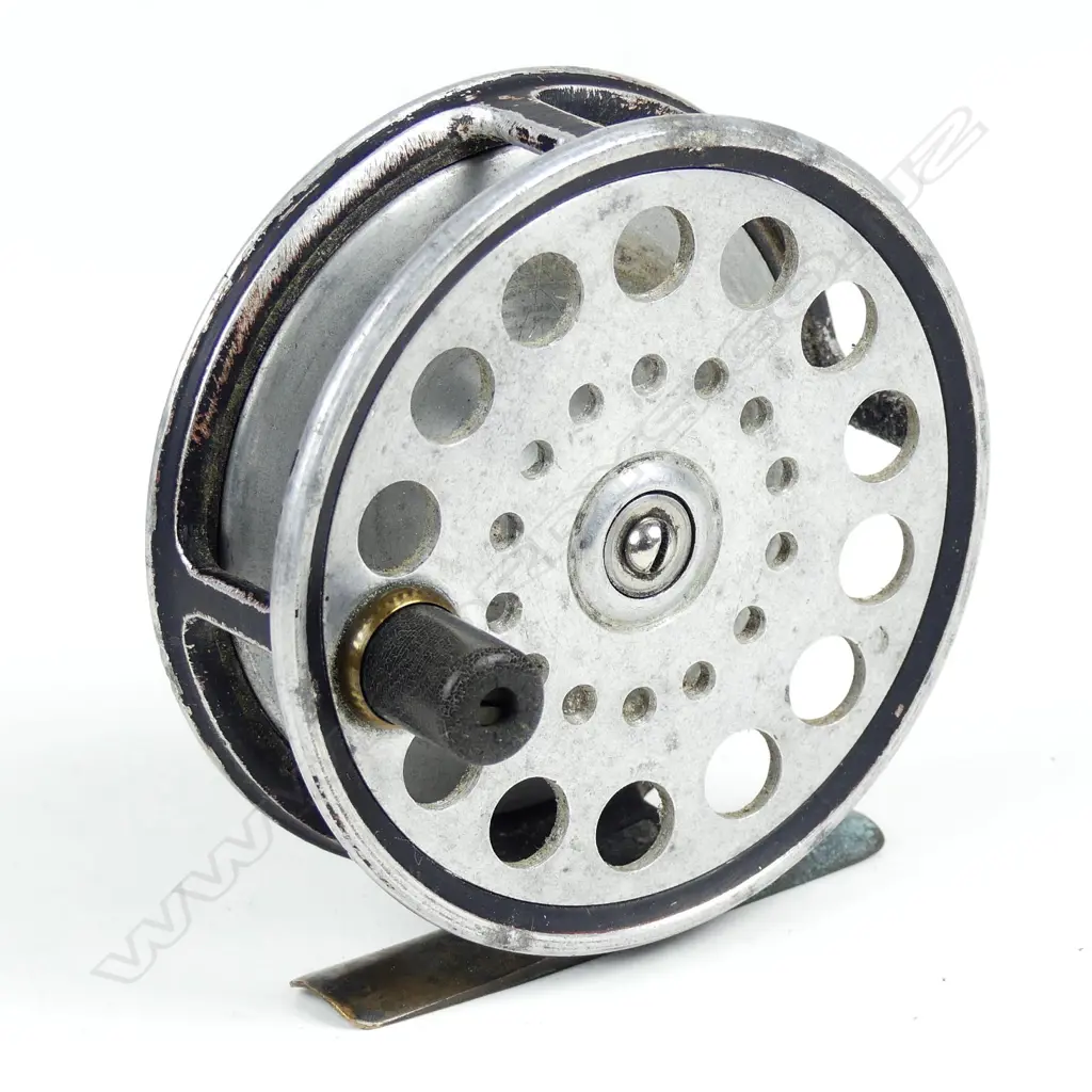 SCARCE FARLOW'S 3½" W-P FLY REEL Image 1++