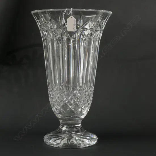 IMPRESSIVE WATERFORD CRYSTAL VASE 350MM H