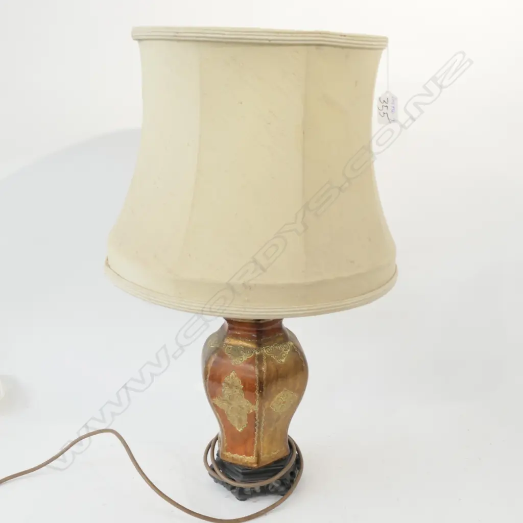 CERAMIC HEXAGONAL JAR BASED TABLE LAMP W SHADE Image 1++