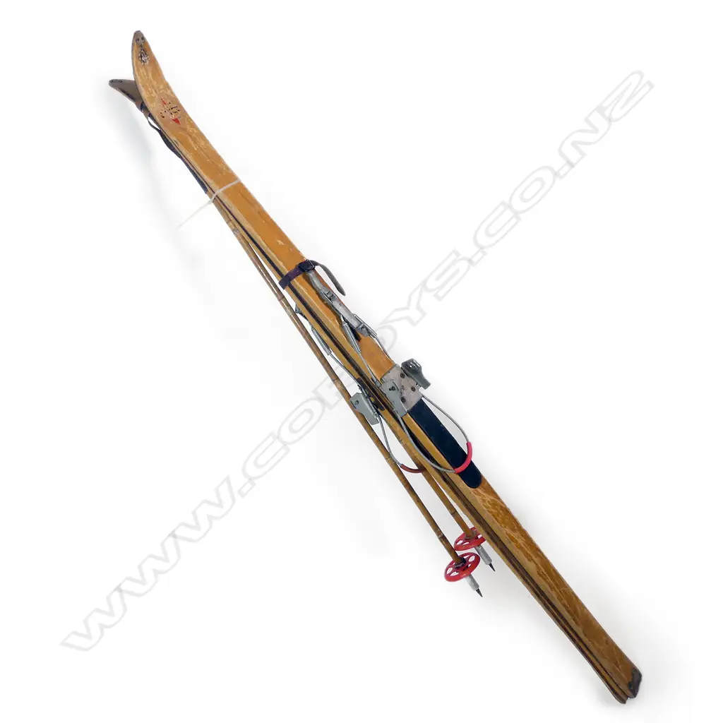 SET VINTAGE WOODEN SKIS AND POLES... Image 1++