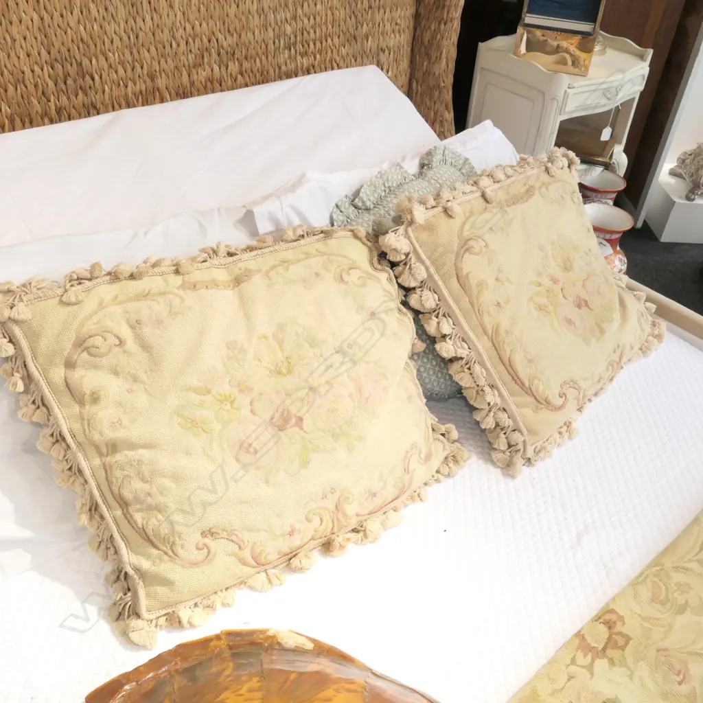 PAIR TAPESTRY CUSHIONS Image 1++