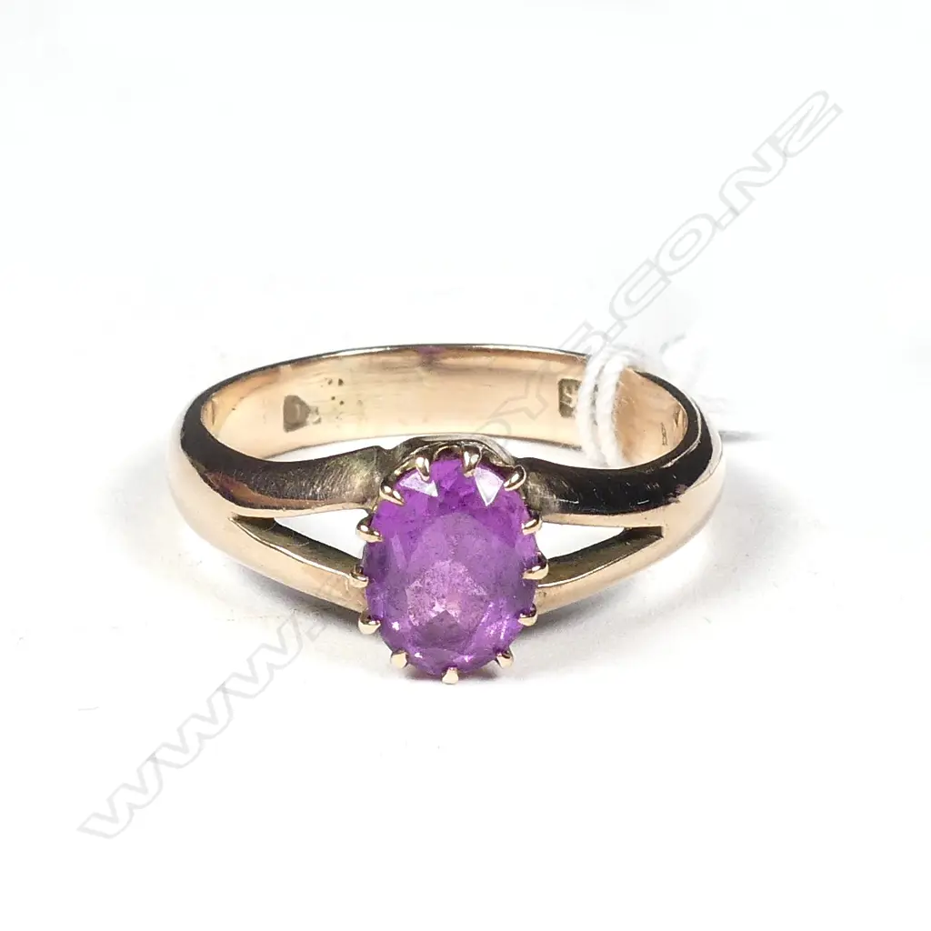 9CT GOLD & AMETHYST RING, STAMPED 375, UK SIZE O-P, TOTAL WEIGHT 4GM Image 1++