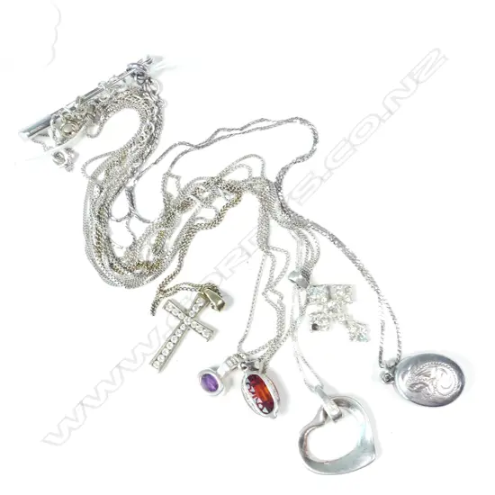 6 S/SILVER CHAINS WITH ASSORTED PENDANTS, TOTAL WEIGHT 20GM