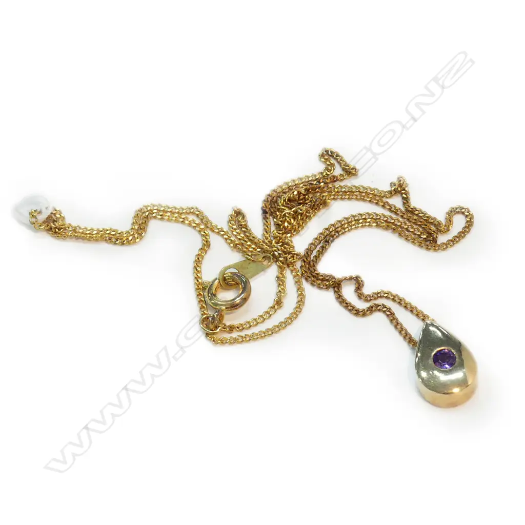 9CT YELLOW GOLD & AMETHYST PENDANT GILT CHAIN Image 1++