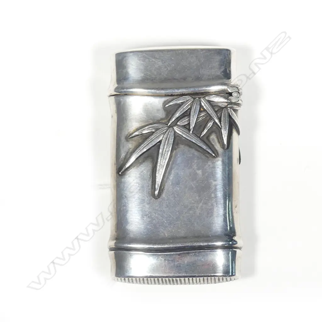 ORIENTAL SILVER VESTA WITH BAMBOO DECORATION APPROX 24 GMS Image 1++