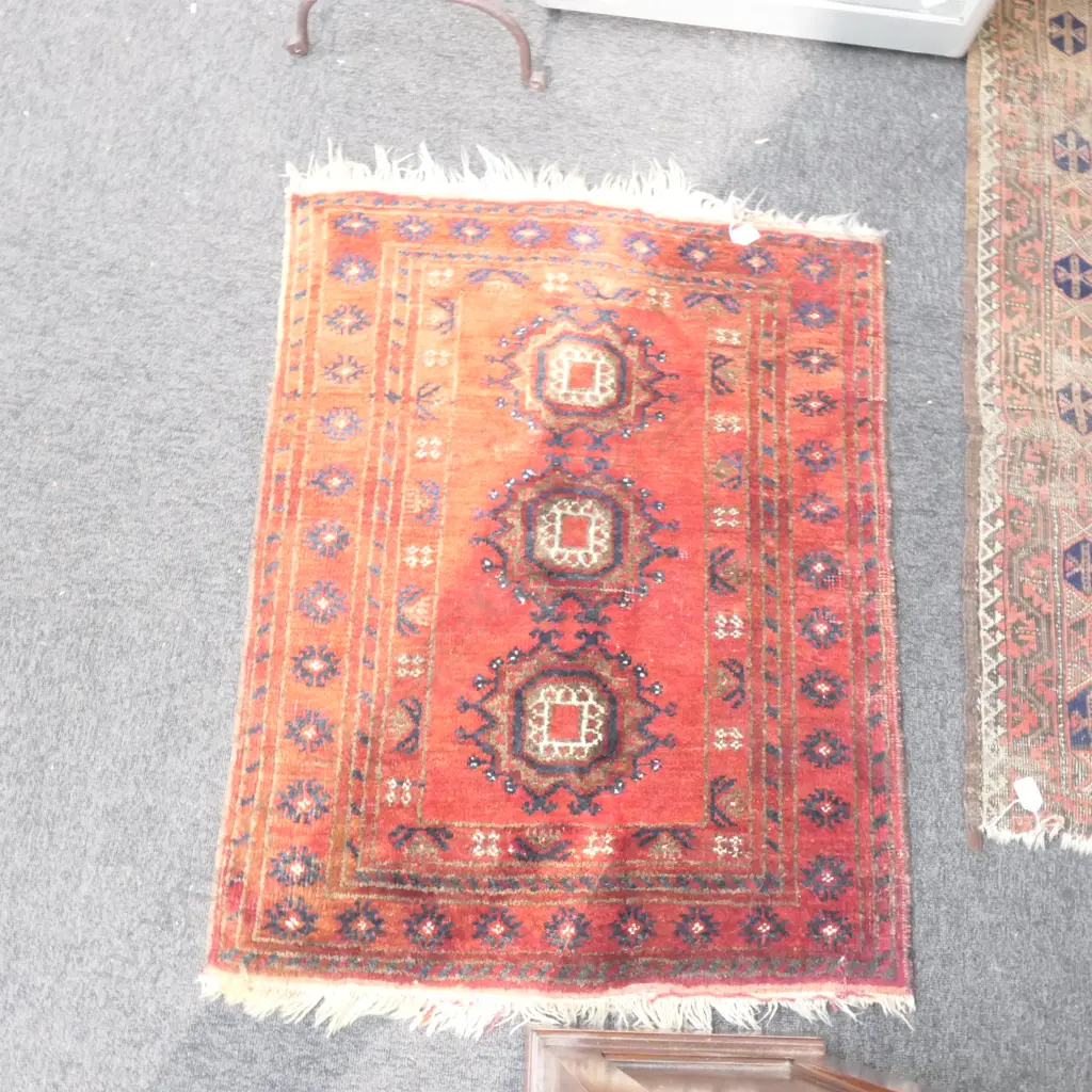 SMALL SEMI ANTIQUE BALUCHI RUG HAND KNOTTED Image 1++