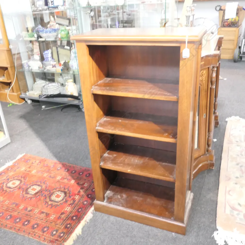 QUALITY MAHOG SMALL UPRIGHT BOOKCASE... Image 1++