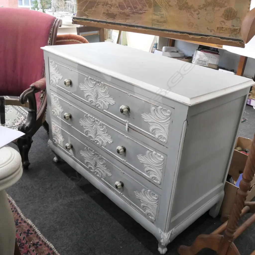 FRENCH CHATEAU SHABBY CHIC THREE DRAWER CHEST 1130 X 520 X 850mm Image 1++