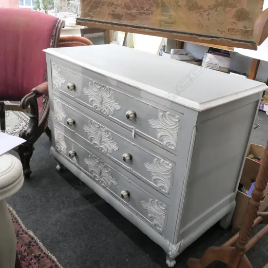 FRENCH CHATEAU SHABBY CHIC THREE DRAWER CHEST 1130 X 520 X 850mm