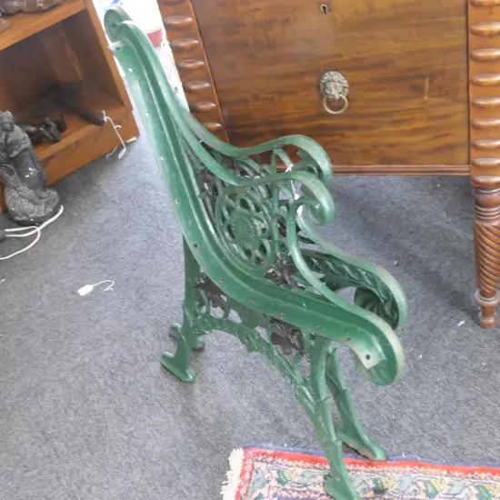 PAIR OF VINTAGE CAST IRON PARK BENCH ENDS