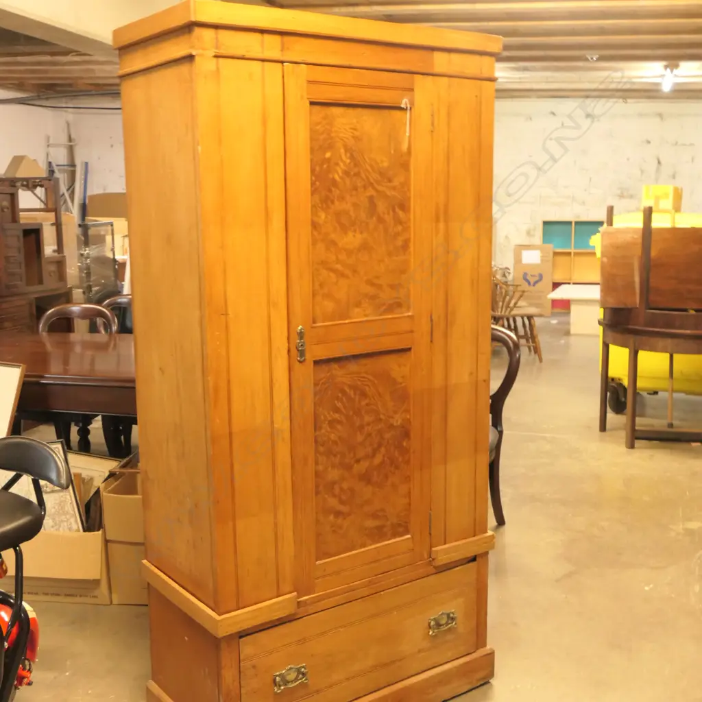 KAURI COLONIAL WARDROBE H 1960 X 900 Image 1++