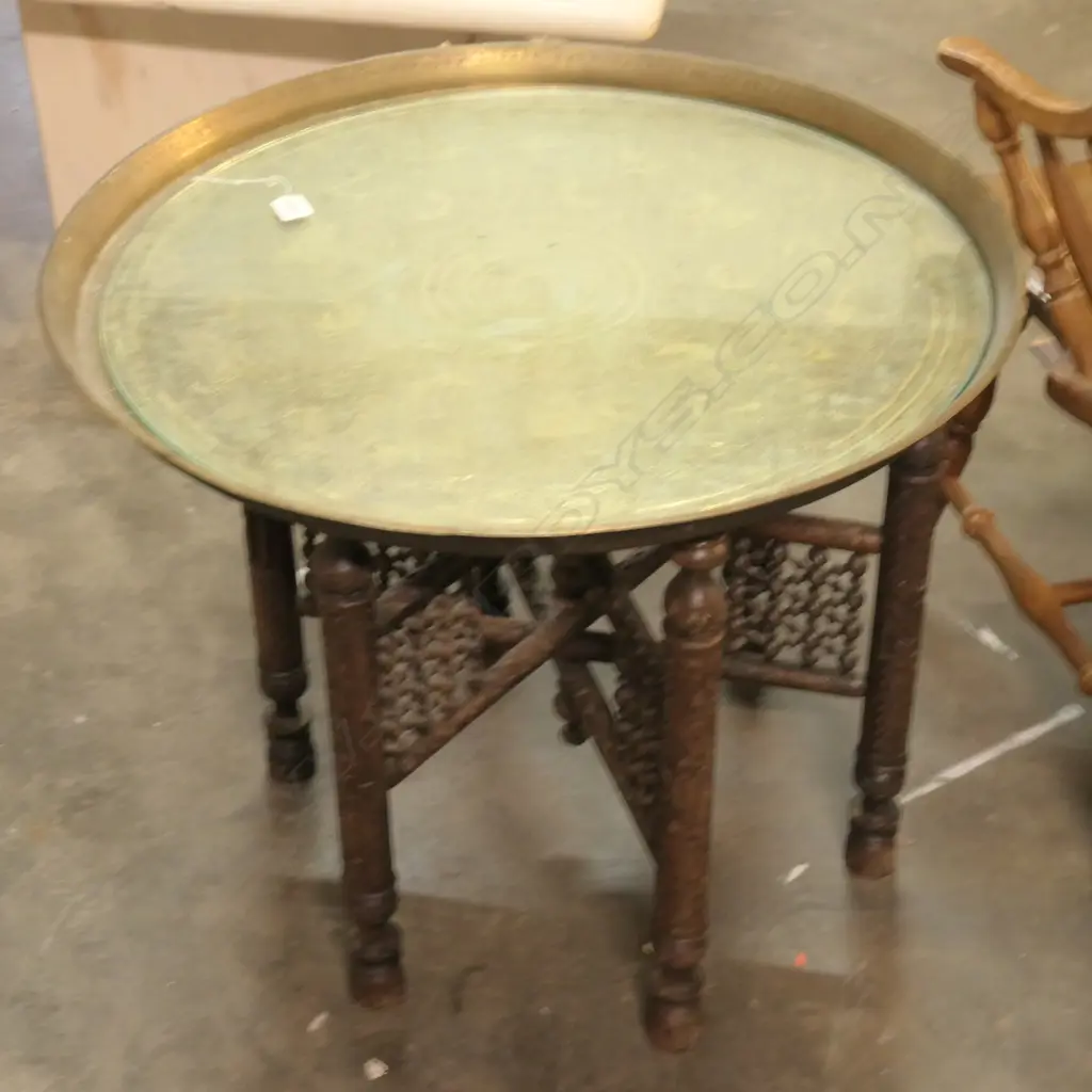 OLD PERSIAN BRASS TRAY TOPPED TABLE Image 1++