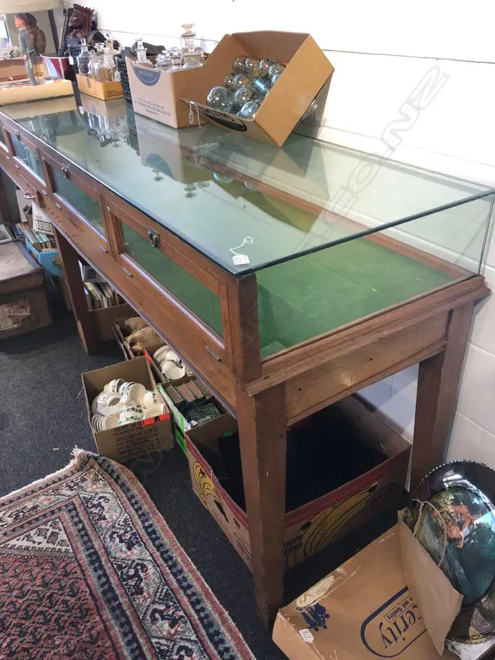 c1910 LONG JEWELLERY DISPLAY COUNTER/CABINET NEW GLASS Image 1++