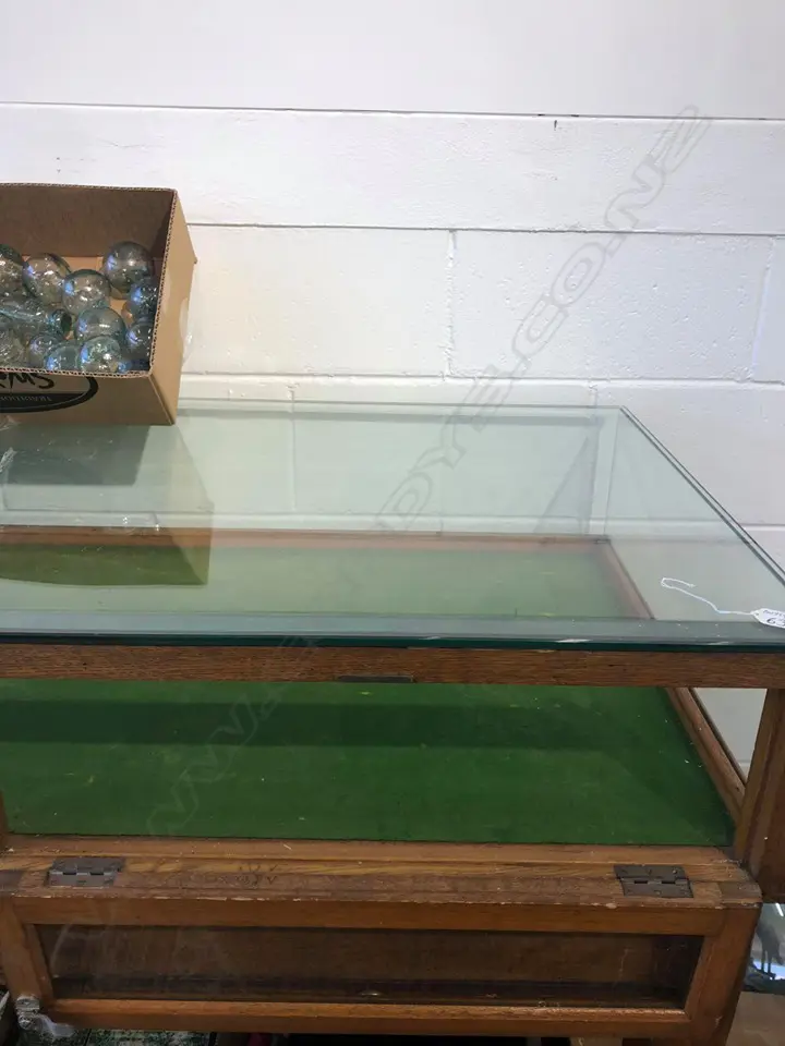 c1910 LONG JEWELLERY DISPLAY COUNTER/CABINET NEW GLASS Image 1++