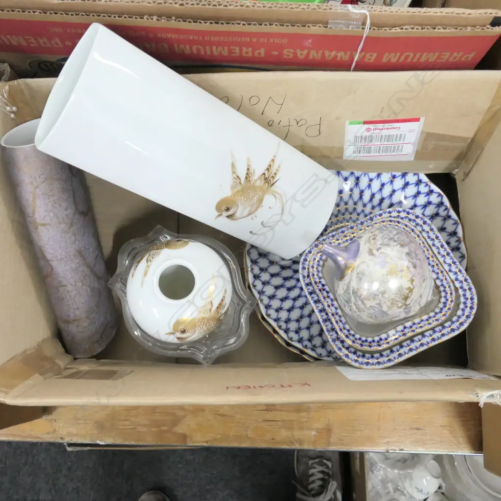 LOT CRYSTAL BOX/GERMAN VASES ETC Image 1++