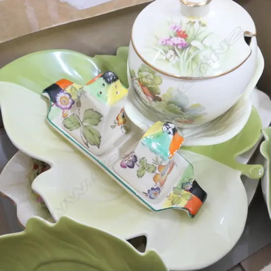 LOT ASST ROYAL WINTON +C/WARE