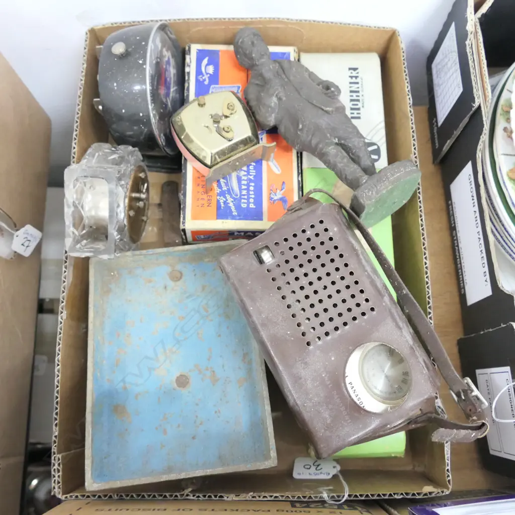 LOT ASST INCL FUN HO TRAILER Image 1++