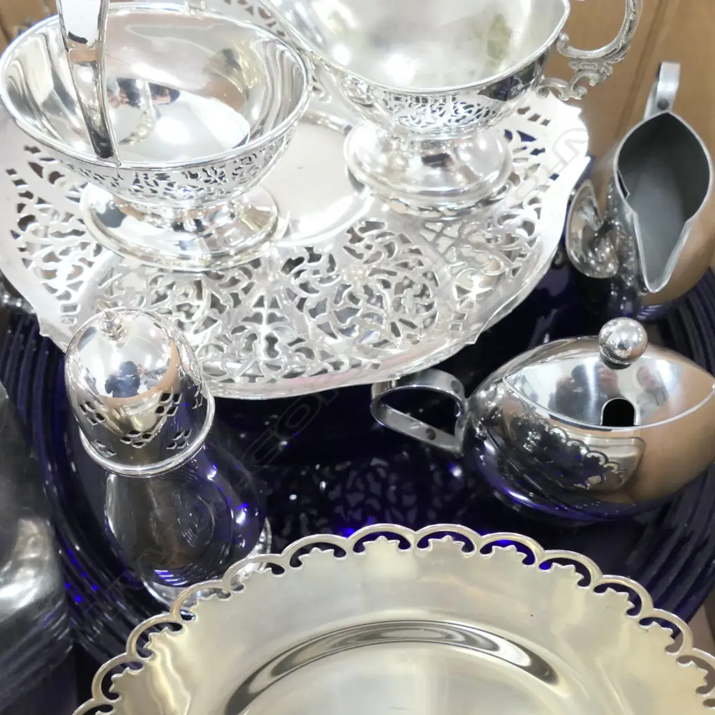 BOX LOT ASST. SILVER PLATE Image 1++