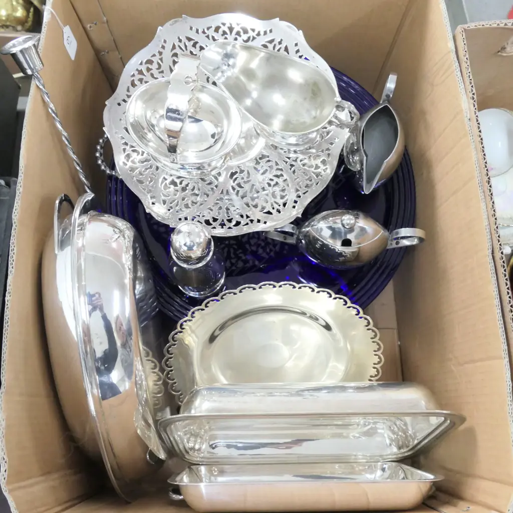 BOX LOT ASST. SILVER PLATE Image 1++