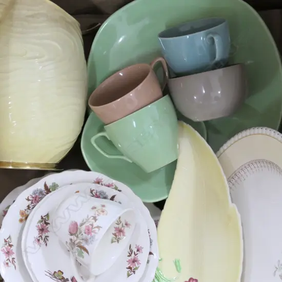 ASST CHINA C/WARE 51 CENTENARY/ 60S DINNER WARE ETC 