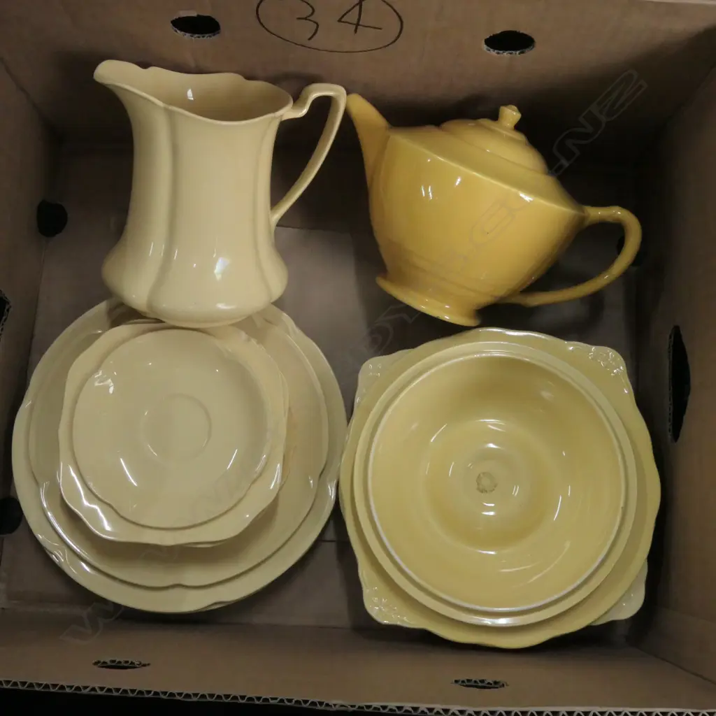 LOT ASST JOHNSON BROS DINNERWARE SOME FAULTS Image 1++