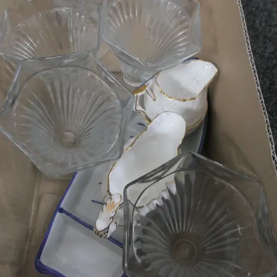 LOT ASST HAMMERSLEY +AYNSLEY CREAM AND SUGAR +5 PARFAIT + DISH