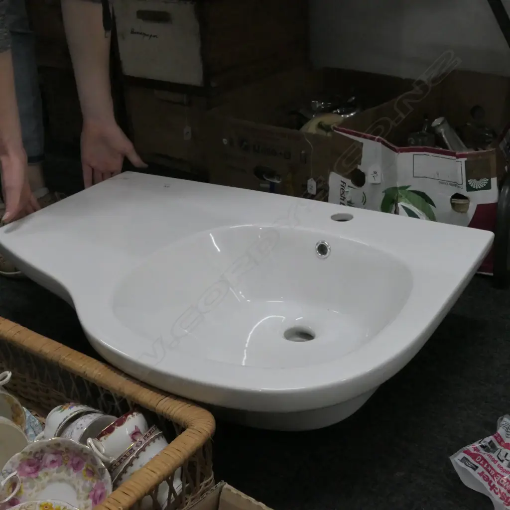 CERAMIC VANITY - KOHLER W. 740 Image 1++