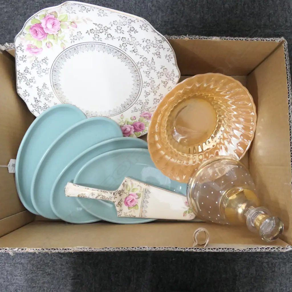 LOT VINTAGE PYREX TEA SET/C/LYNN/PAVLOVA PLATE ETC Image 1++