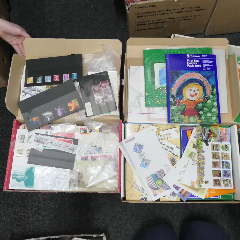 ASST N.Z MINT STAMPS+ FIRST DAY COVERS  Image 1++