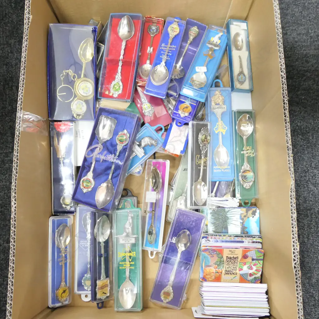LOT ASST COLLECTORS TEA SPOONS + PHONE CARDS Image 1++