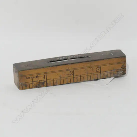 BOX WOOD AND BRASS LEVEL L 10 MM