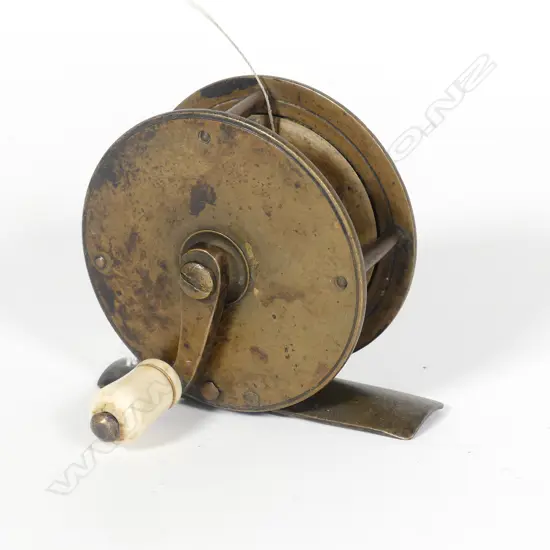 LATE 19THC ALL BRASS 2½" FLY REEL...