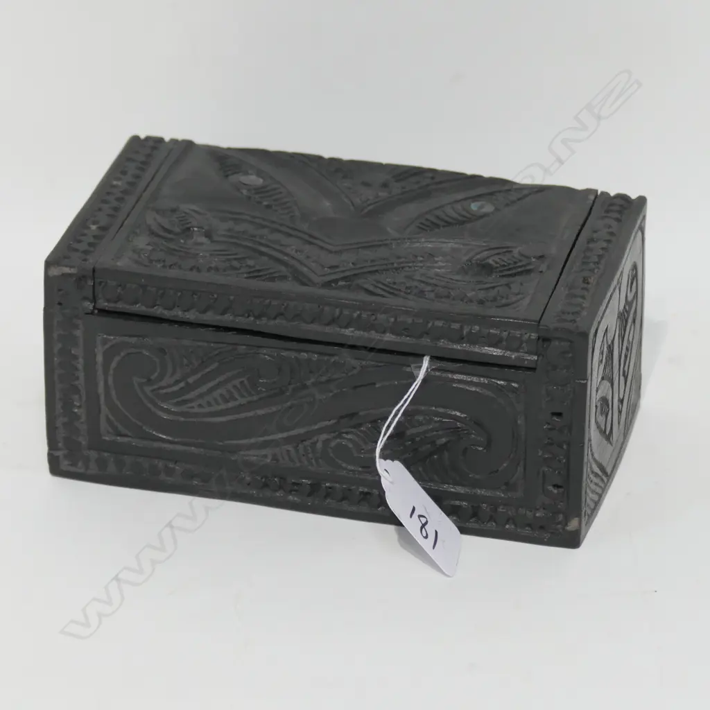 MAORI CARVED HARDWOOD BOX 155x85x70mm Image 1++