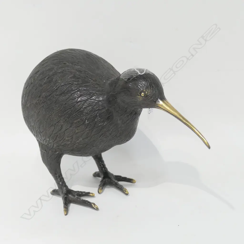 BRONZE CAST KIWI WITH POLISHED BEAK  H 220 MM Image 1++