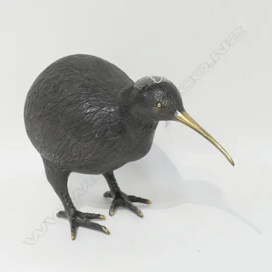 BRONZE CAST KIWI WITH POLISHED BEAK  H 220 MM
