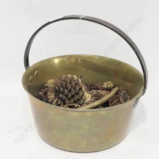 VICT. CAST BRASS JAM PAN, RIVETED IRON HANDLE