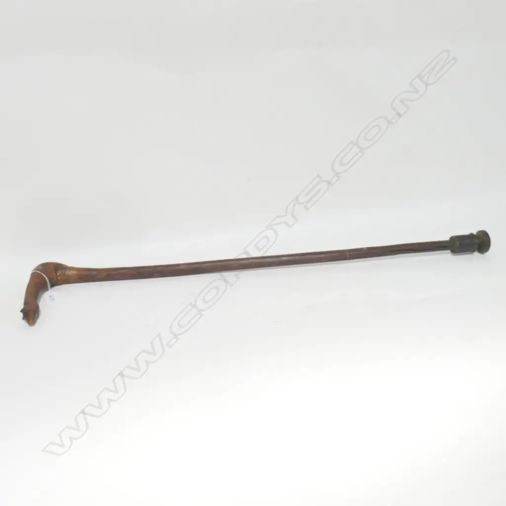 NATURAL WOOD WALKING STICK WITH ANIMAL HEAD HANDLE Image 1++